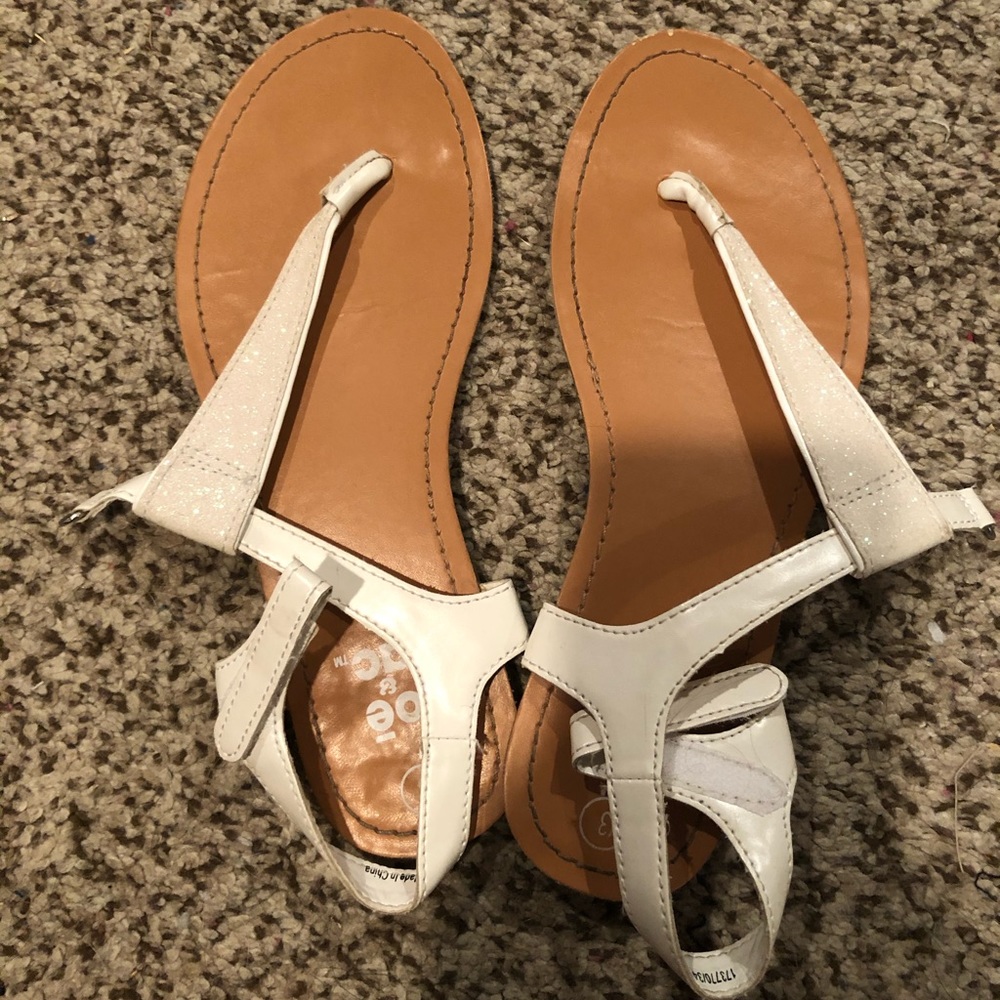 Kids sandals